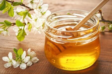 ما هو تبلور العسل وما فائدته ومضاره؟